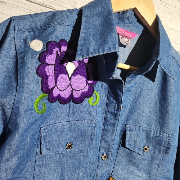 Embroidered Denim Jacket with Floral Design, Size L - Picture 2 of 9